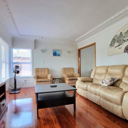 Appartement Family Gem In Hillsborough With Free Parking à Auckland Extérieur photo
