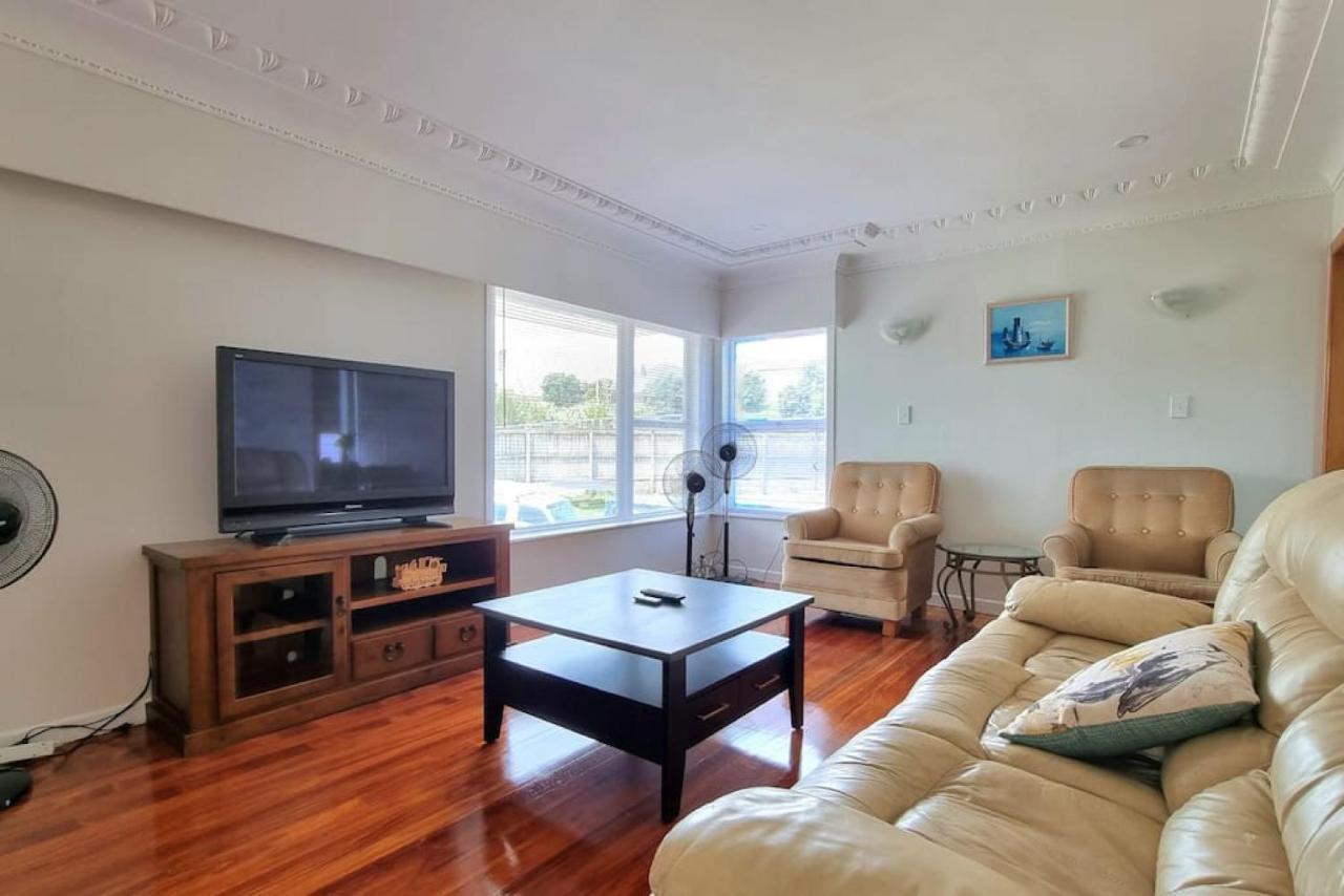 Appartement Family Gem In Hillsborough With Free Parking à Auckland Extérieur photo